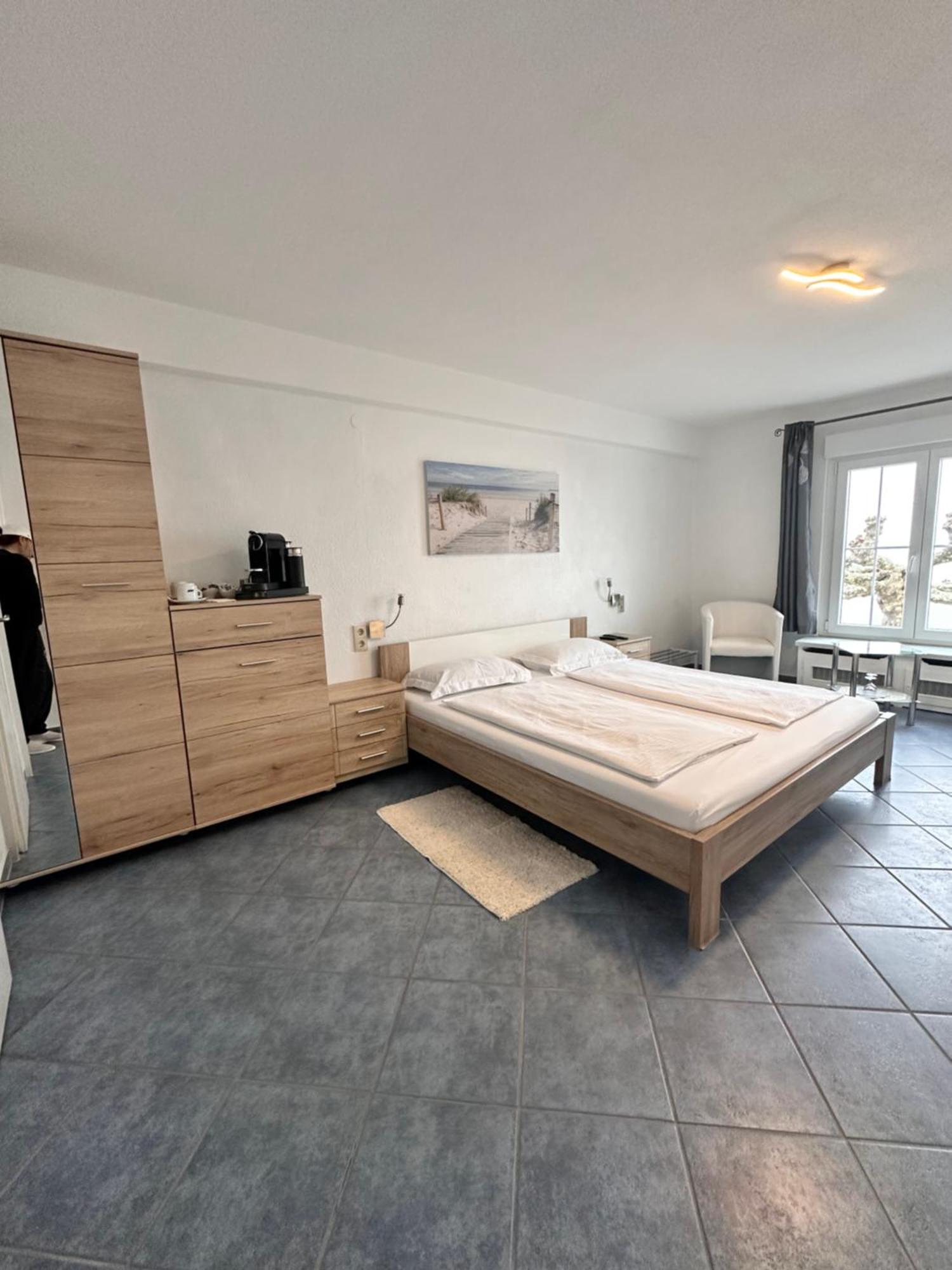 Hotel La Perla Меерсбург Екстериор снимка